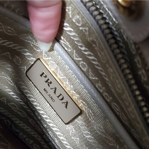 Authentic Prada Saffiano Lux Bicolour Tote Bag - Picture 11 of 13